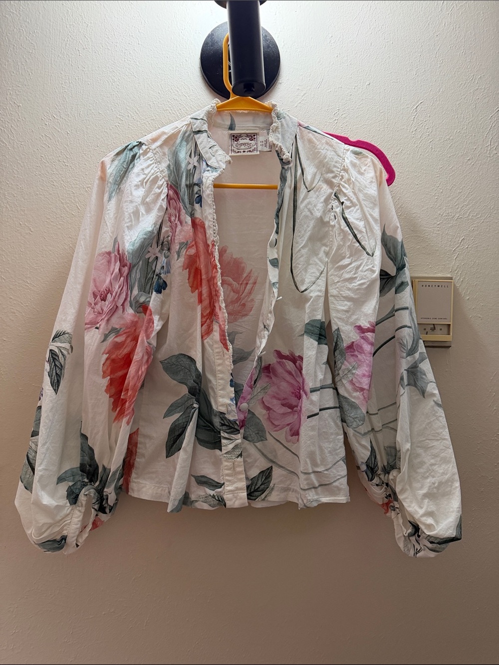Floral Button-Down Blouse with Balloon Sleeves - White/Pink